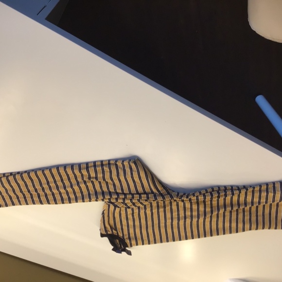 Shirt - Picture 3 of 4